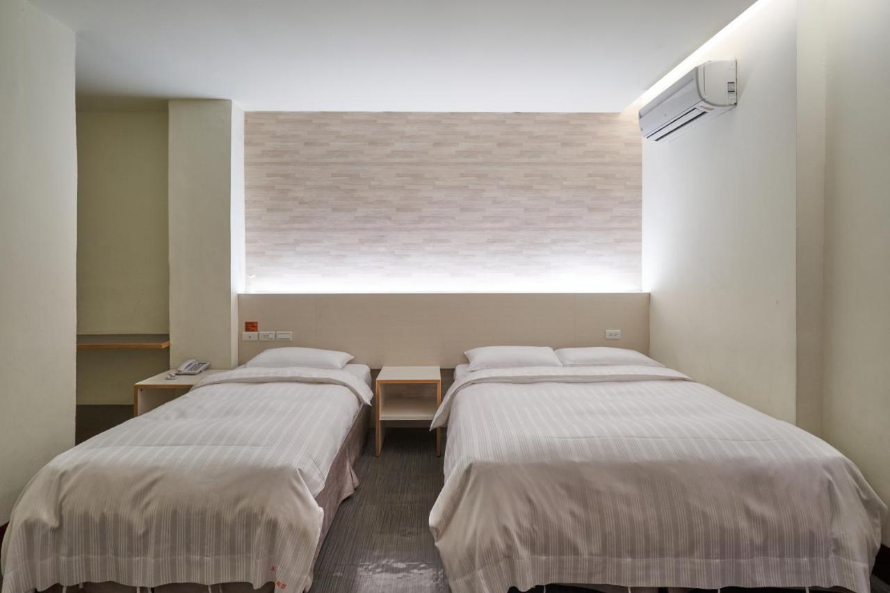 Yung An Business Hotel Dounan Eksteriør billede